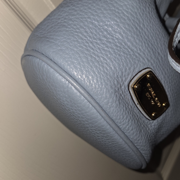 Michael Kors Light Blue Leather Bucket Bag - Picture 4 of 11